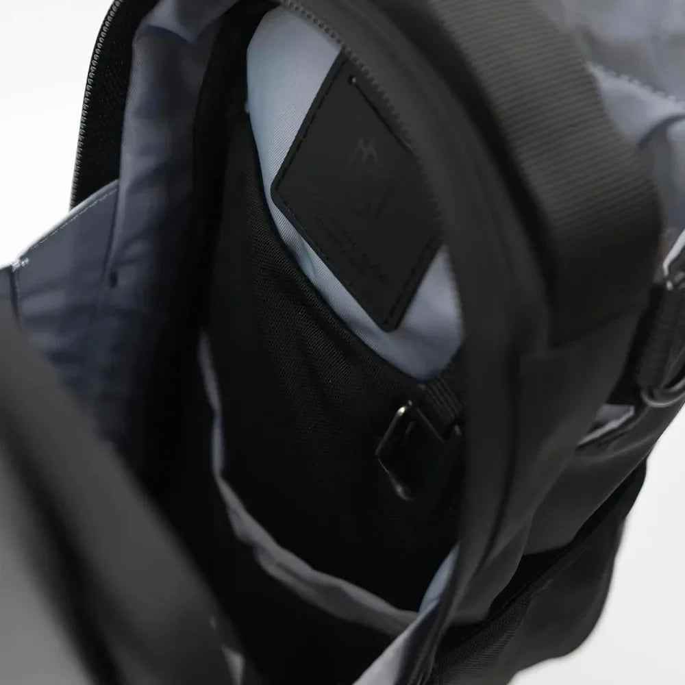 Magnetic Water Bottle Bag - BINZAAR