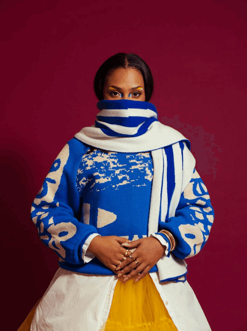 SUKAFU: Statement scarf - BINZAAR